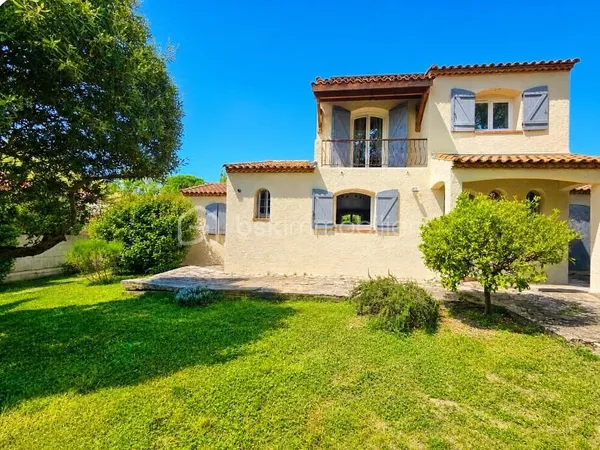 Maison 7 pièces 190 m²