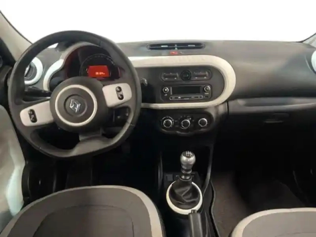 Renault Twingo iii 0.9 tce 90 energy zen — photo 8