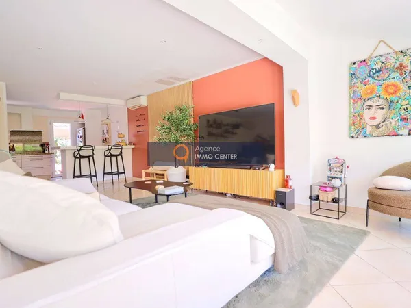 Maison de plain-pied 5 pièces 141 m²