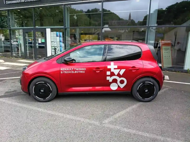 Renault Twingo e-tech electrique 80 ch autonomie urbaine — photo 6