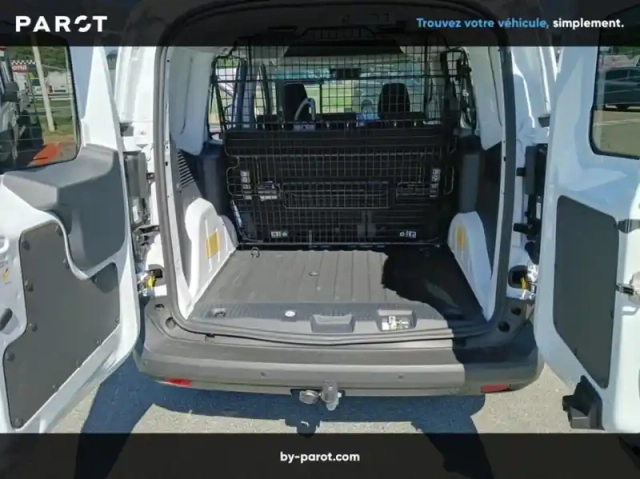 Ford Transit Courier fourgonnette 1.0 ecoboost 100ch cabine approfondie trend — photo 11