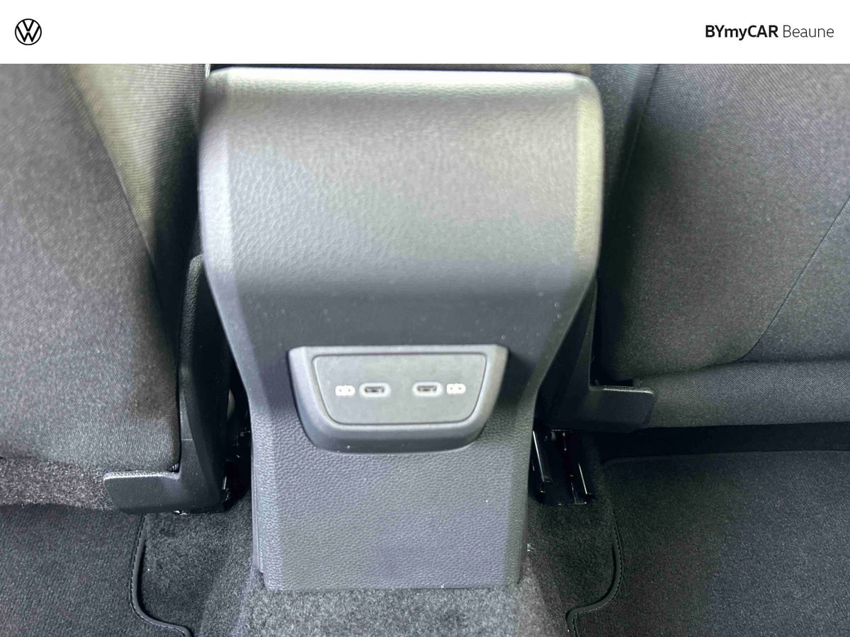 Volkswagen Taigo 1.0 TSI 116 DSG7 — photo 28