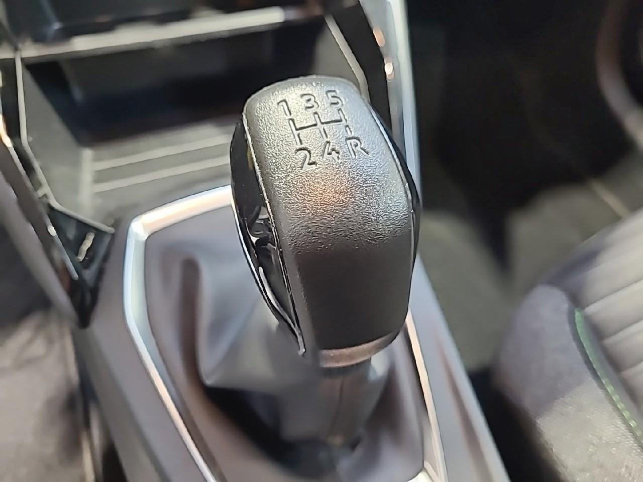 Peugeot 208 puretech 75 s&s bvm5 active — photo 19