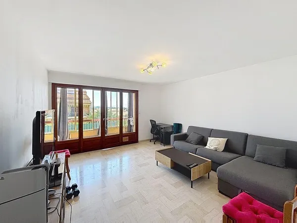 Appartement T2/T3 avec Jardin privé proche des commodités