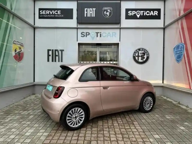 Fiat 500 e 118ch my23 — photo 4