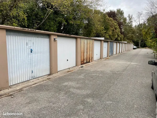 Garage à louer Bel AIr Chemin de Géry sécurisé