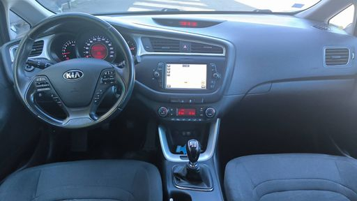 Kia Ceed 1.0 T-GDi 120 - Active – 2018 – 114371 km – Essence – Boîte Manuelle — photo 20