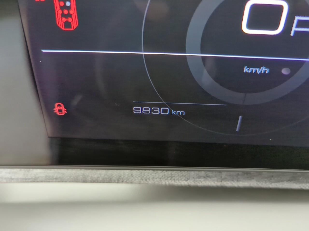 Peugeot 5008 hybrid 145 ch e-dcs6 allure — photo 23