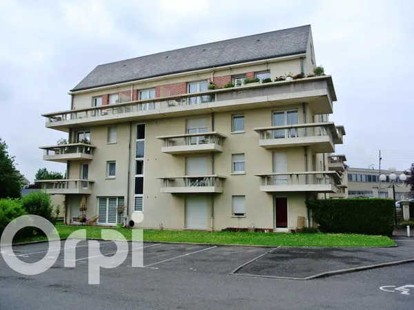 Stationnement Location Senlis   130€