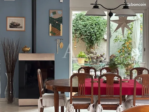 Maison 7 pièces 174 m²