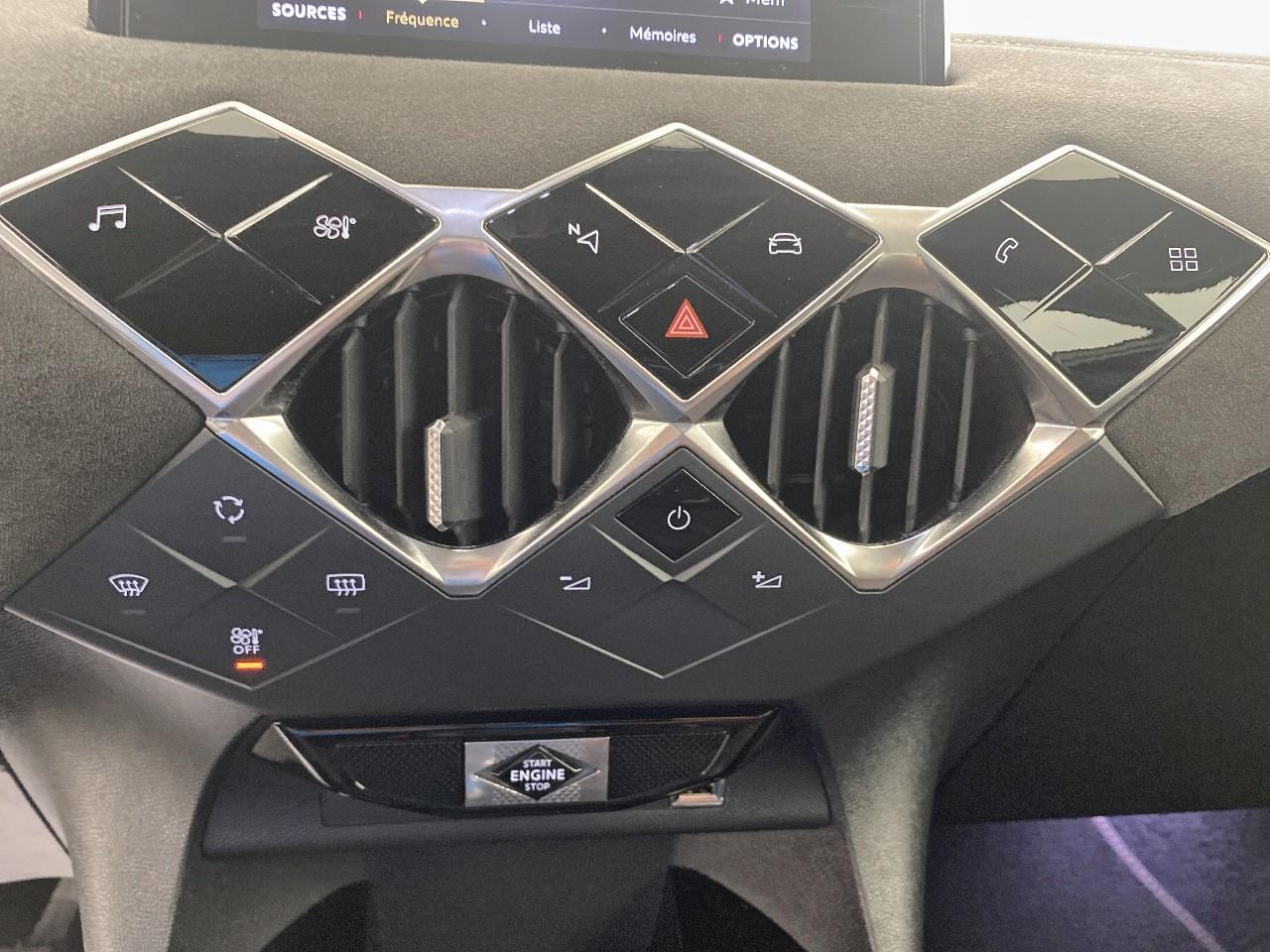 Ds Ds 3 crossback puretech 130 eat8 performance line — photo 15