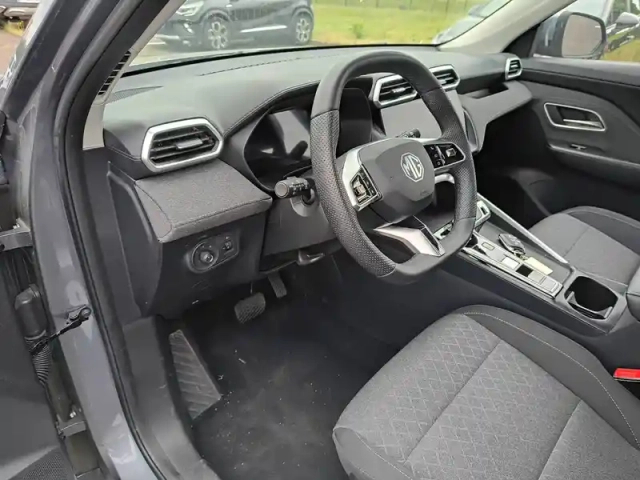 Mg Zs 1.5 l hybrid+ 197 ch — photo 9