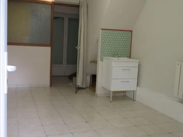 Local professionnel / Bureau - Centre d'Orry-la-Ville