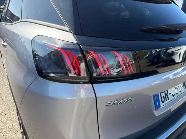 Peugeot 3008 bluehdi 130ch s&amp;s eat8 — photo 17