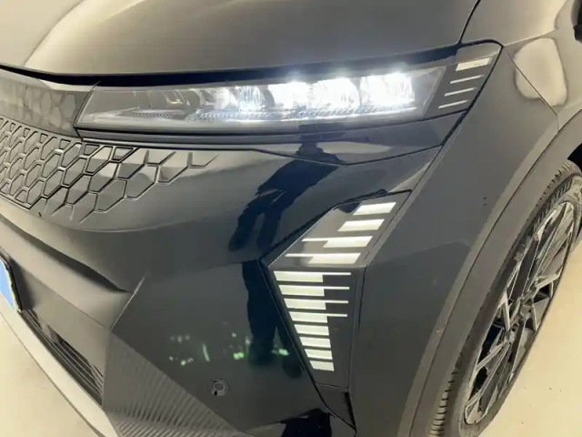 Renault Scenic e-tech électrique 220 ch grande autonomie — photo 36
