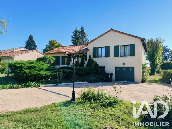 Maison 7 pièces 166 m²