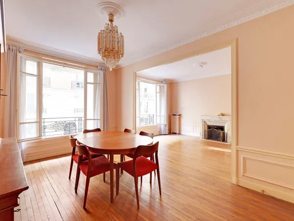 Vends T4 - 93m² - Paris