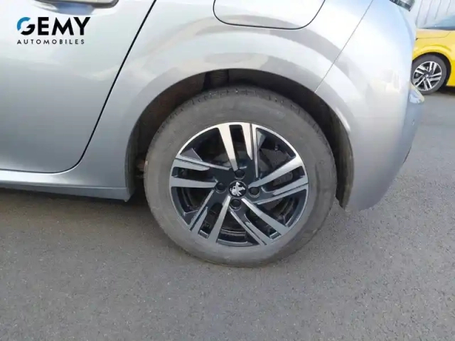 Peugeot 208 puretech 75 s&amp;s bvm5 — photo 11