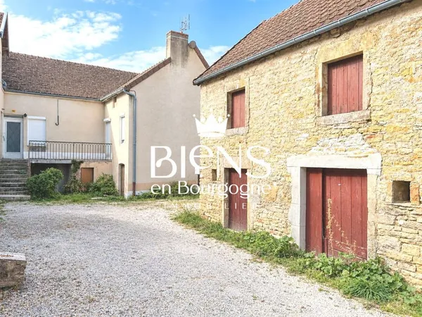 EXCLUSIF CHASSEY LE CAMP, MAISON A RENOVER avec potentiel et dé