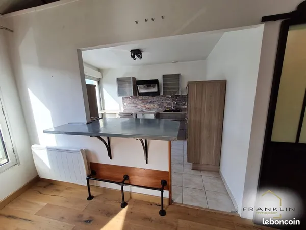 Loft/atelier/surface 2 pièces 52 m²