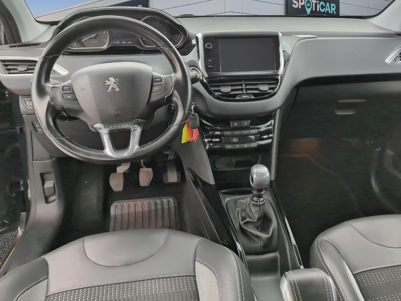 Peugeot 2008 bluehdi 100ch bvm6 allure — photo 8