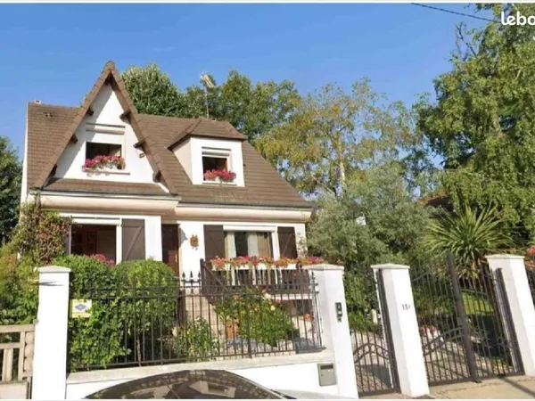 Maison 6 pièces 150 m²