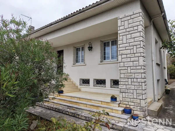 A Vendre Maison de 97 m² avec sous-sol complet et jardin paysagé à Condom