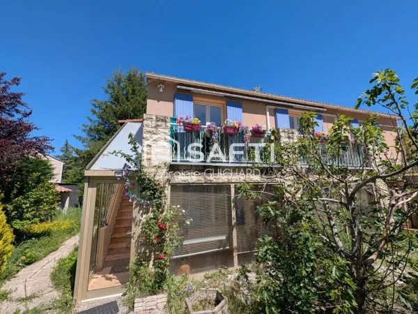 Maison 7 pièces 149 m²