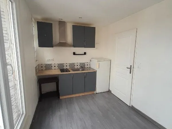 Studio 1 pièce 14 m²