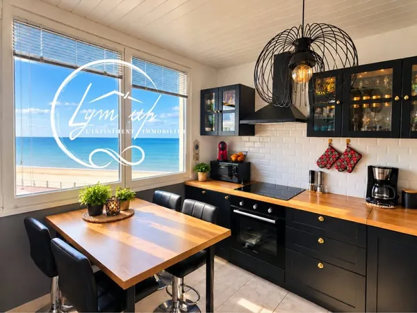 VIAGER OCCUPE appartement soigné avec une vue MER exceptionn
