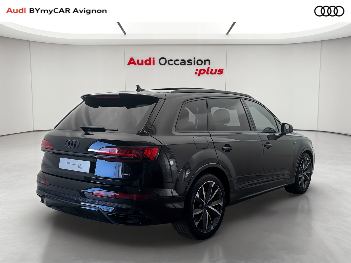 Audi Q7 55 TFSI e 380 Tiptronic 8 Quattro — photo 5