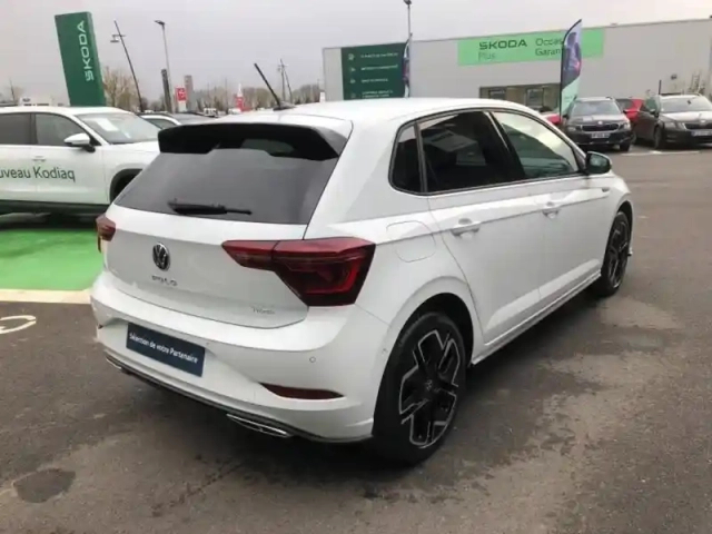 Volkswagen Polo 1.0 tsi 95ch r-line edition — photo 2