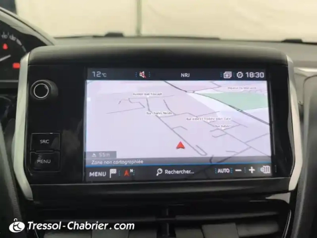 Peugeot 208 puretech 82ch s&amp;s bvm5 signature — photo 11