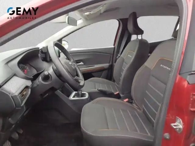 Dacia Sandero tce 90 — photo 9