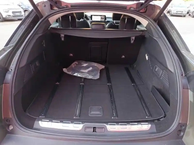Citroën C5 x hybride rechargeable 225 s&amp;s e-eat8 — photo 6