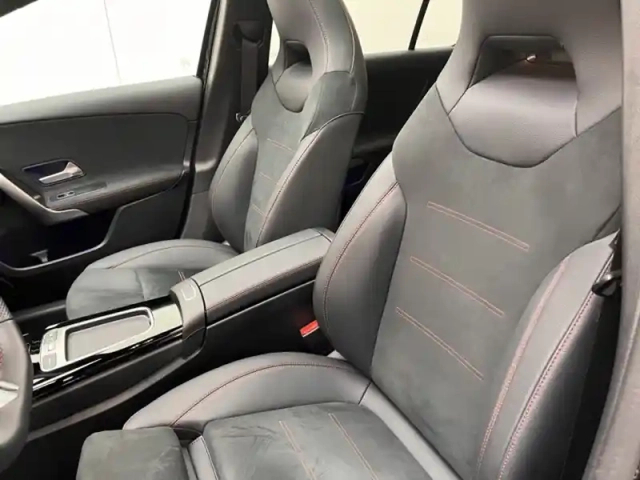 Mercedes Classe A 200 d amg line — photo 12