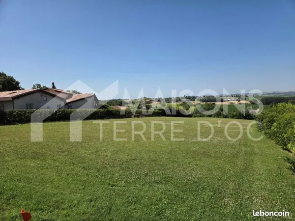 Terrain 500 m² Odars