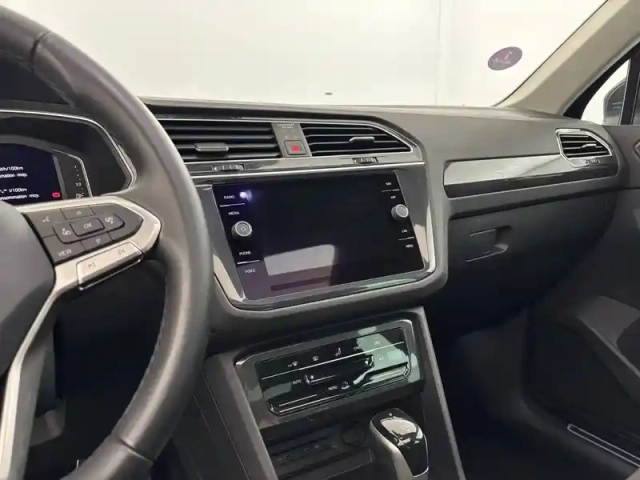 Volkswagen Tiguan 1.4 ehybrid 245ch dsg6 — photo 21