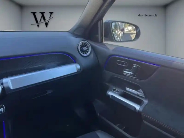 Mercedes Glb 200 d amg line — photo 15
