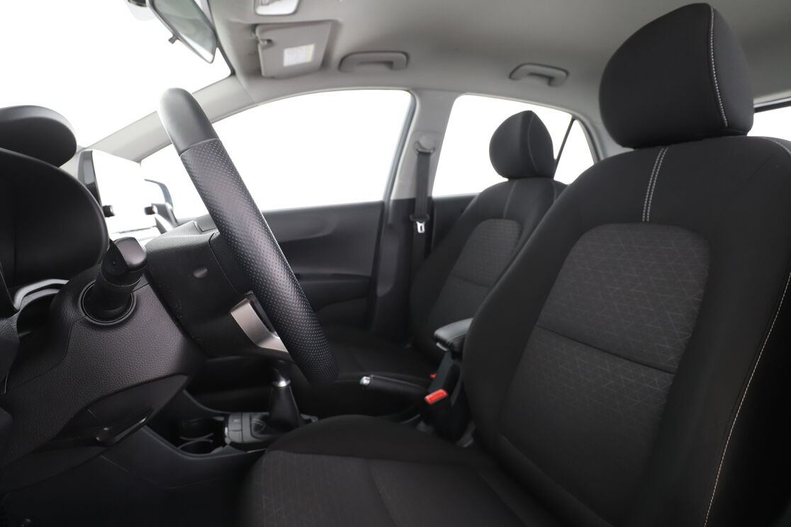 Kia Picanto 1.0 GT Line — photo 9