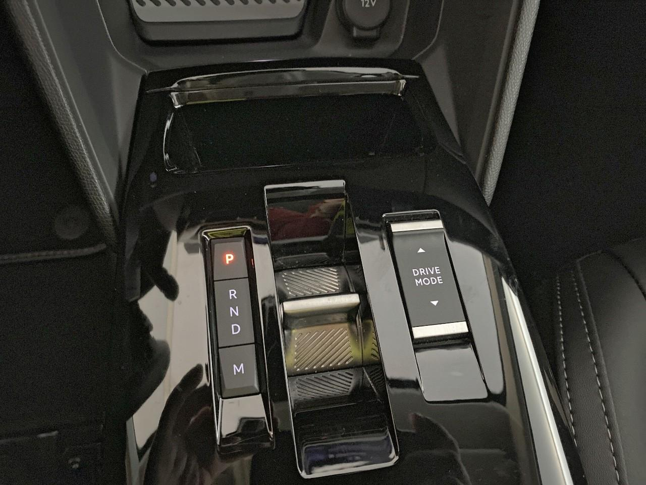 Citroën C4 hybride 145 ch e-dcs6 max — photo 15