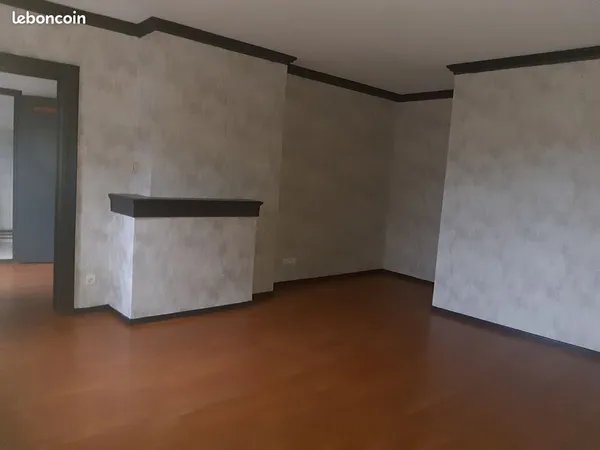F2 APPARTEMENT A LOUER A REVIGNY SUR ORNAIN