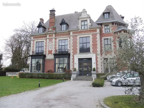Appartement 4 pièces 173 m²