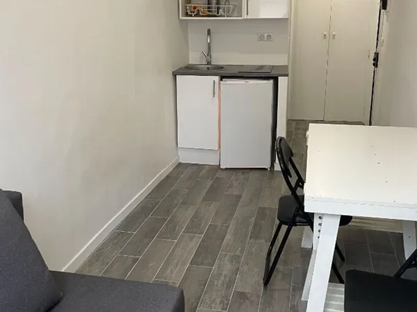 Appartement 1 pièce 17 m²