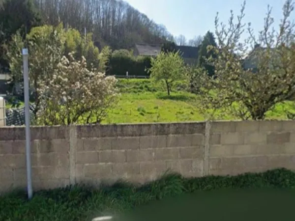 A VENDRE TERRAIN 700m²