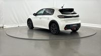 Peugeot 208 1.2 PureTech 130ch S&S GT Pack EAT8 — photo 8