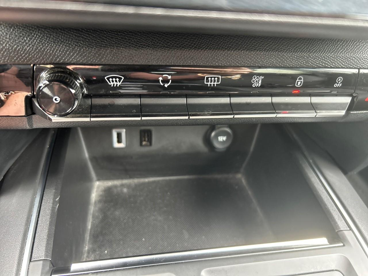 Citroën C5 Aircross bluehdi 130ch s&s shine pack eat8 — photo 20