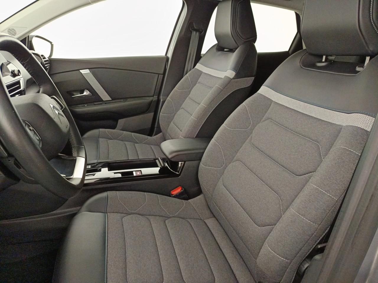 Citroën C4 puretech 130 s&s eat8 feel pack — photo 9