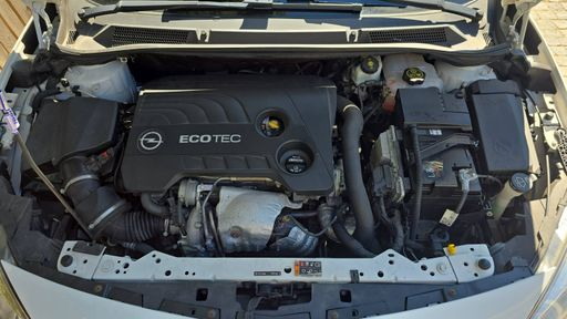 Opel Cascada 1.6 Turbo 170 BVA6 - Cosmo – 2016 – 123412 km – Essence – Boîte Automatique — photo 41