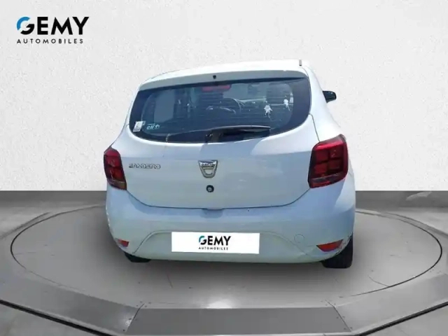 Dacia Sandero sce 75 — photo 5